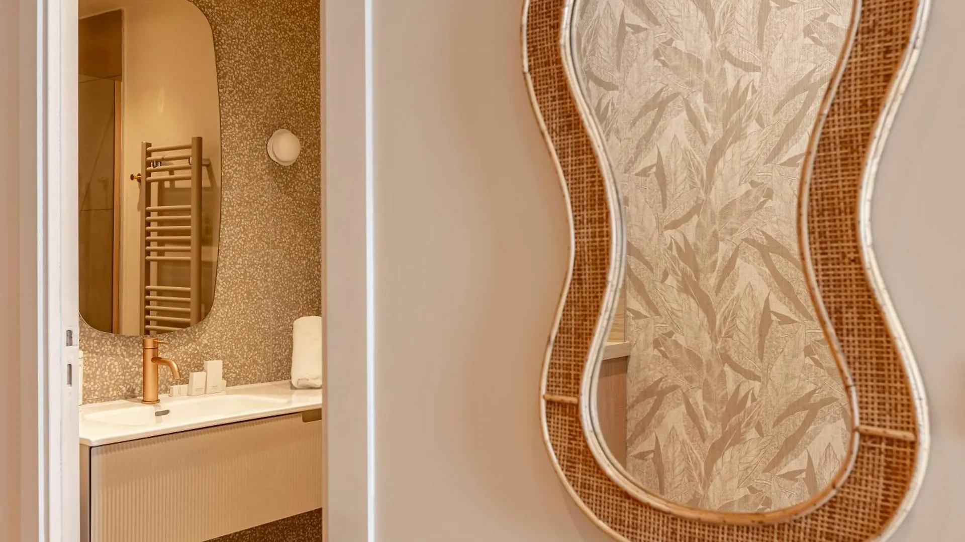 Fl By Sweett Hotel Paris