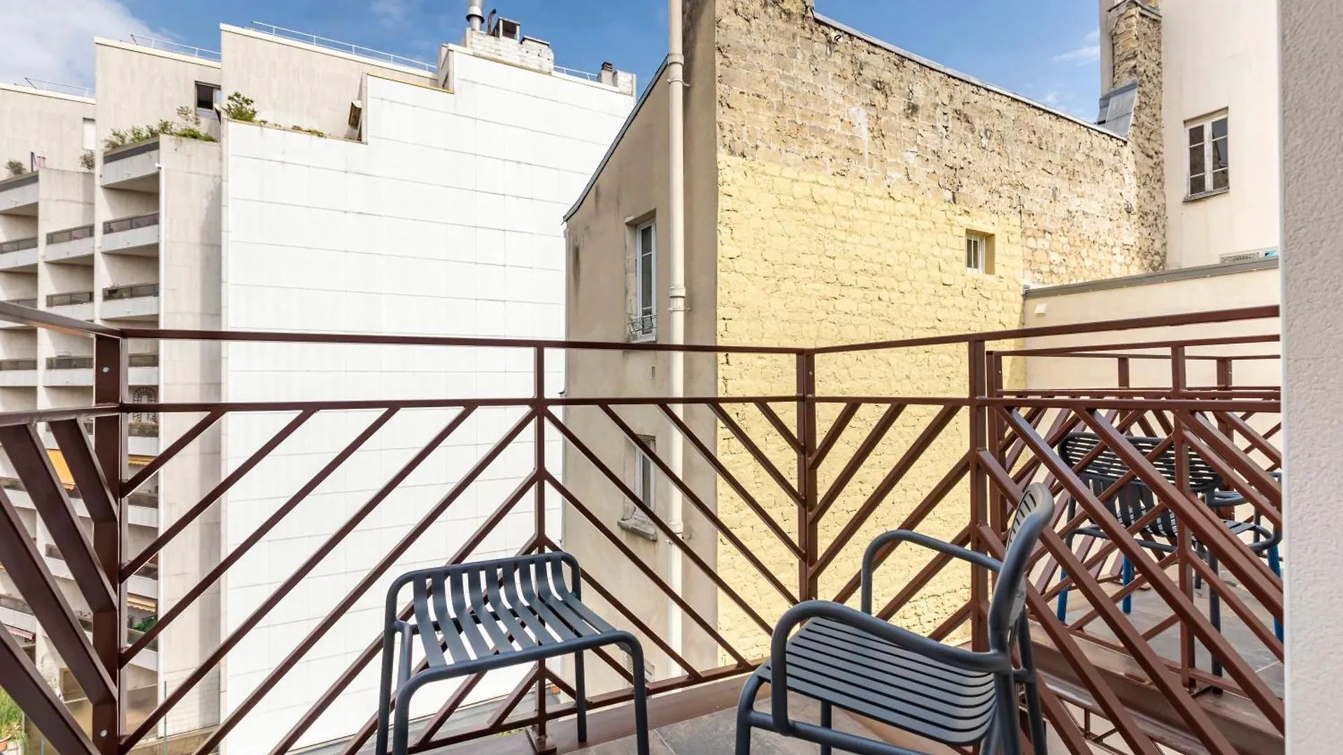 Fl By Sweett Hotel 4*