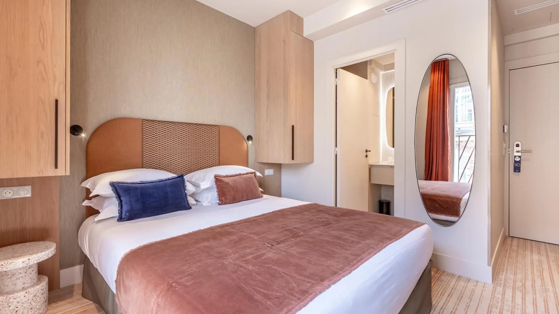 Fl By Sweett 4* Parigi